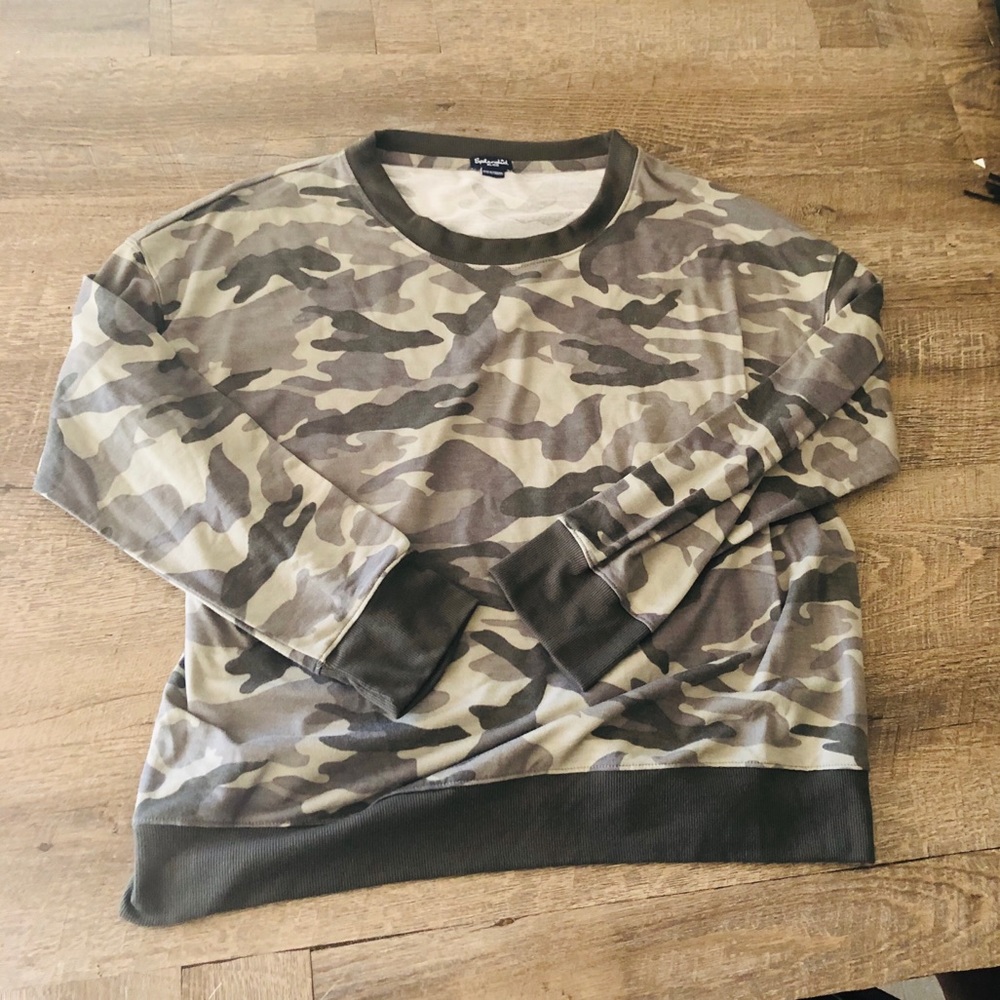 Splendid Lightweight Sweater Top - image 1